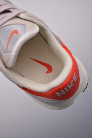 Nike Waffle Phoenix 'Grey / Red' view 9