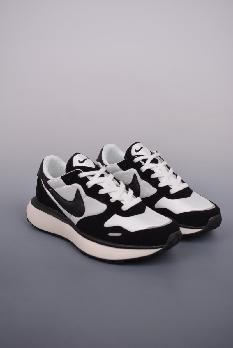 Nike Waffle Phoenix x Sacai