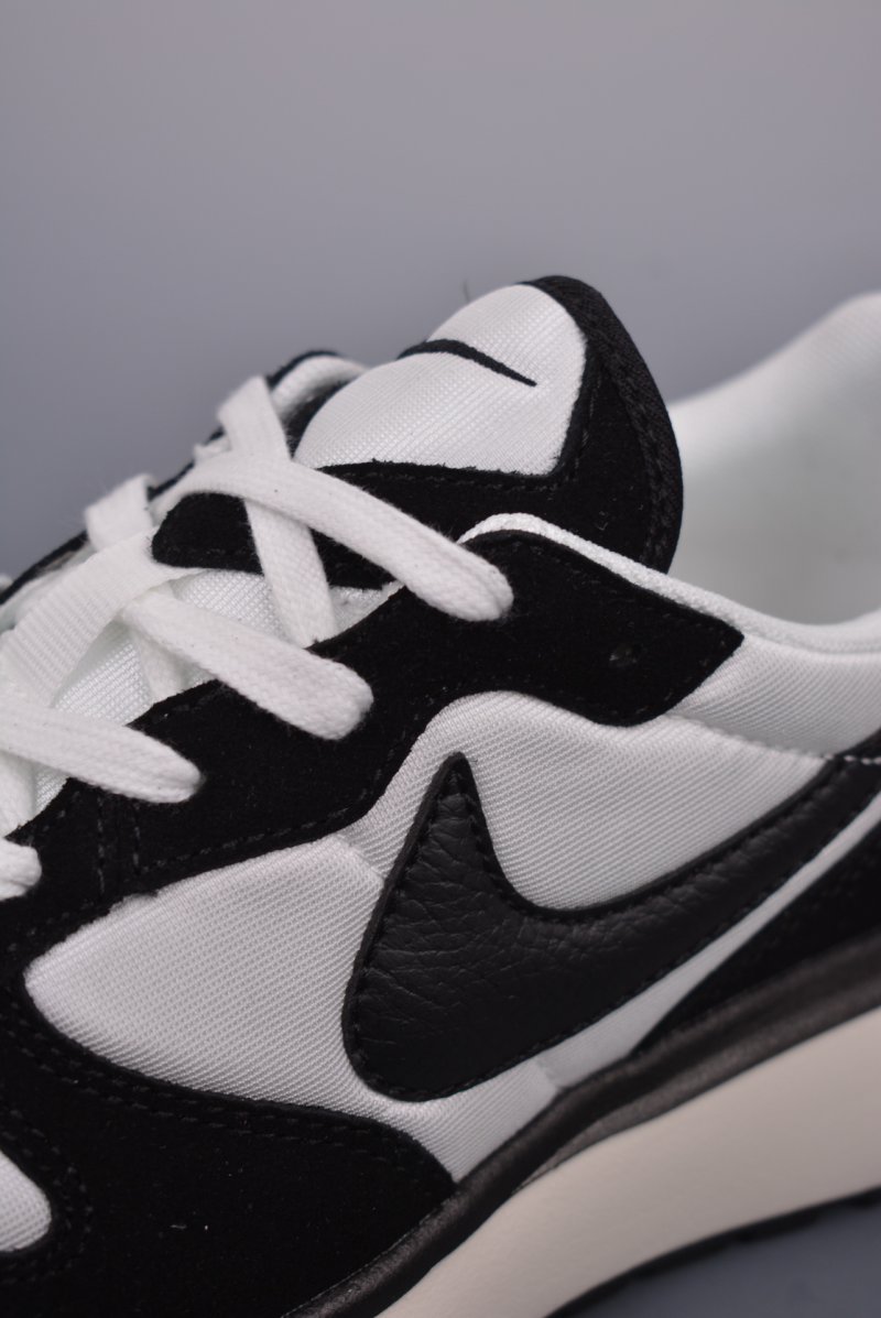 Nike Waffle Phoenix x Sacai view