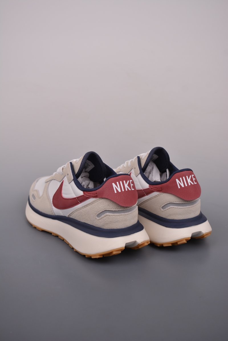 Nike Waffle Phoenix x Sacai view