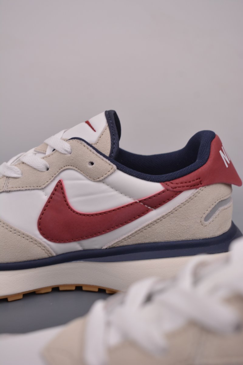 Nike Waffle Phoenix x Sacai view