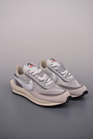 Sacai x Nike LDWaffle view 1