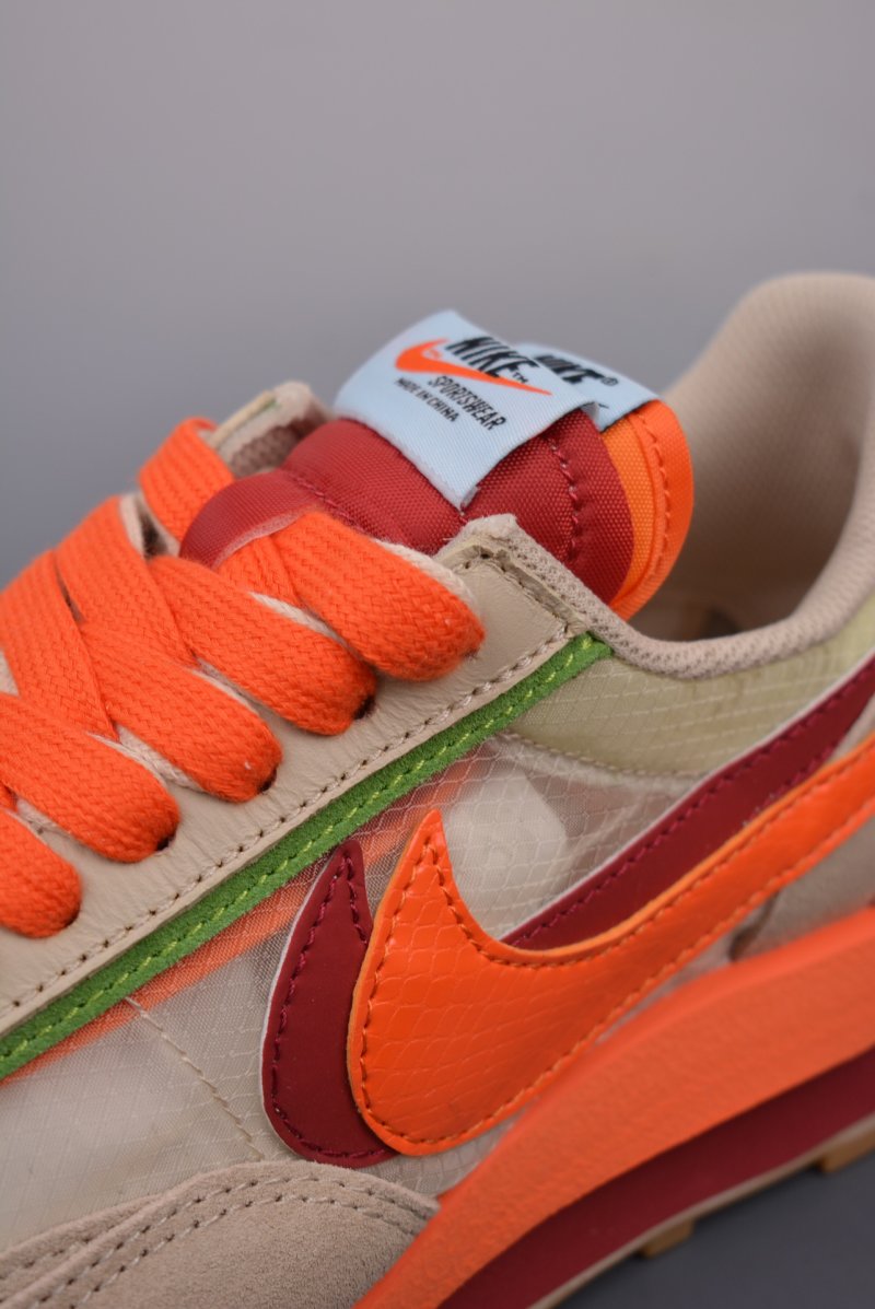 Sacai x Nike LDWaffle 'White' view