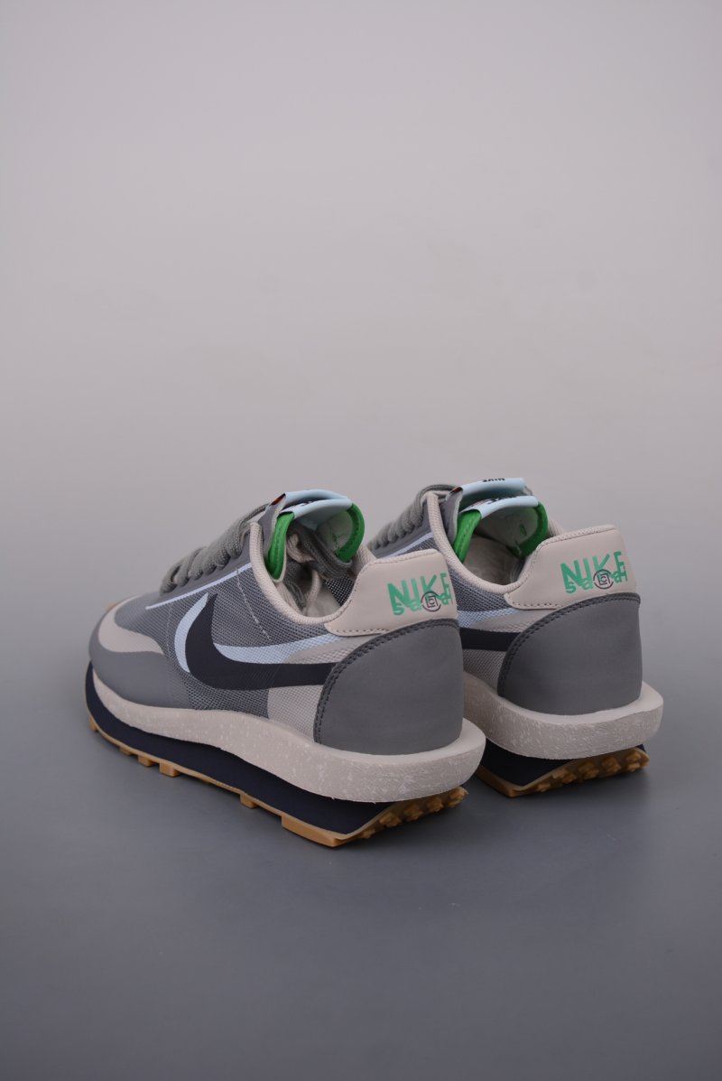 Sacai x Nike LDWaffle 'Black' view