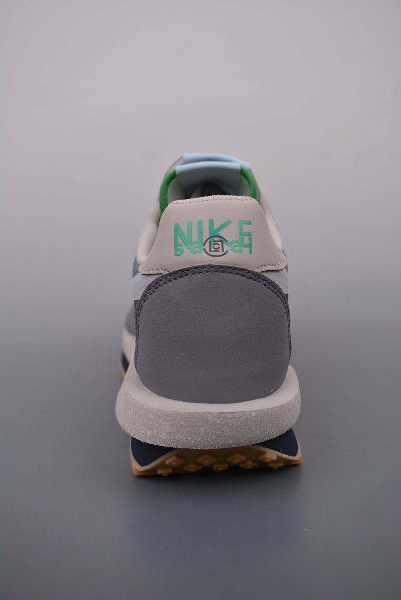 Sacai x Nike LDWaffle 'Black' view