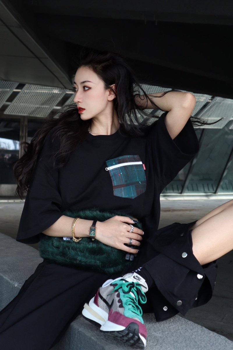 Sacai x Nike Vaporwaffle view