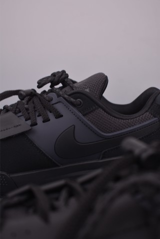 Sacai x Nike Zegamadome SP view 8