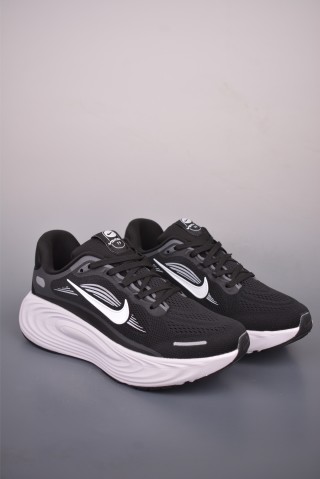 Nike Air Zoom Vomero 19 view 1