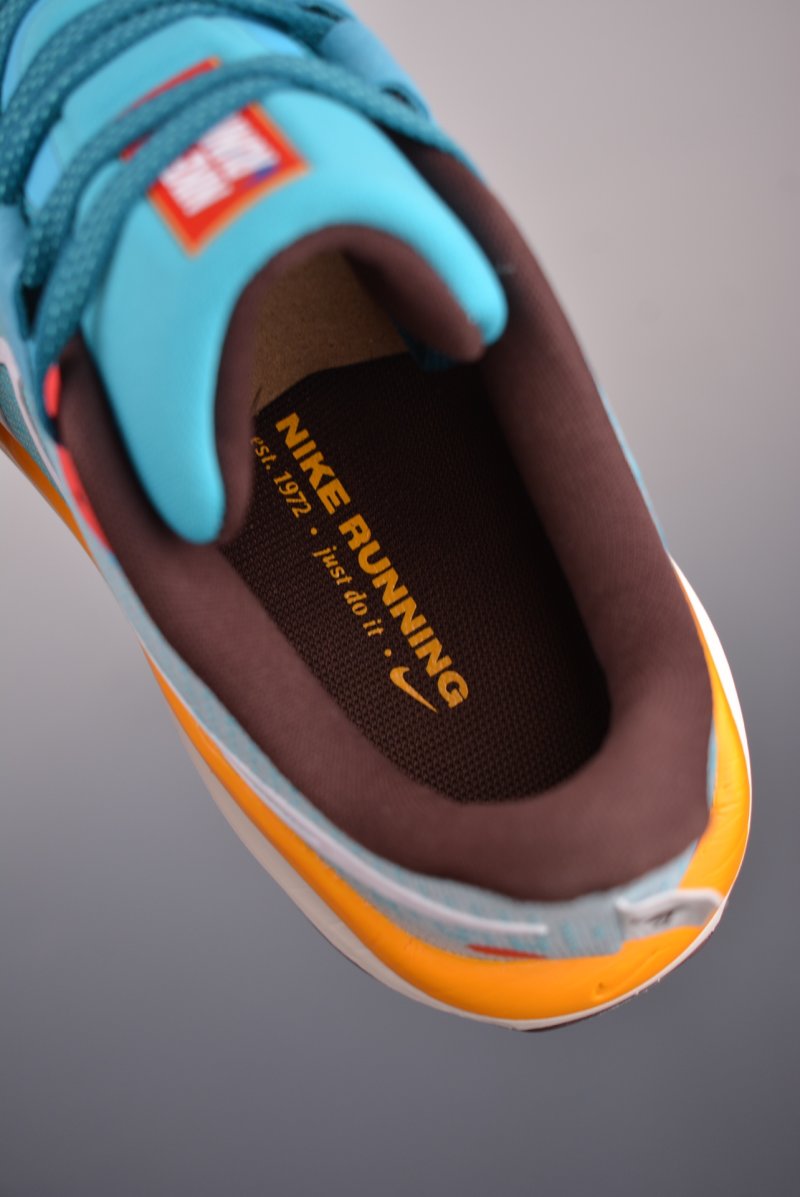 Nike Air Zoom Vomero 17 view