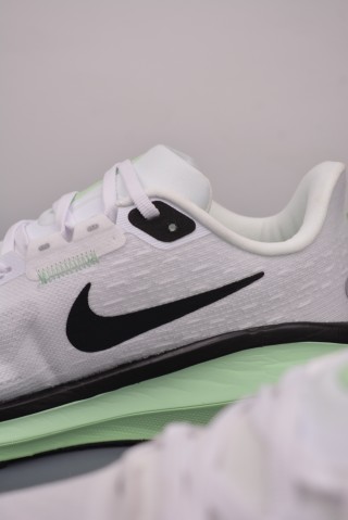 Nike Air Zoom Vomero 17 view 8