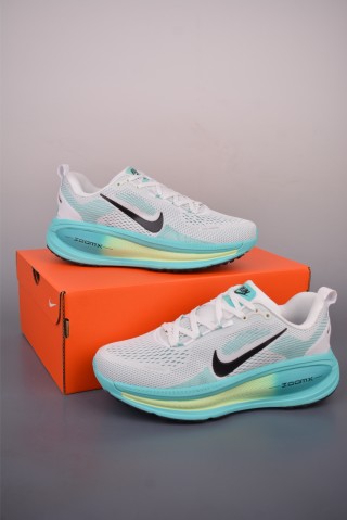 Nike Air Zoom Vomero 18 view 12