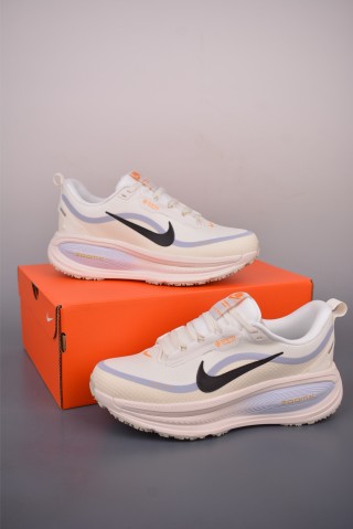Nike Air Zoom Vomero 18 view 7