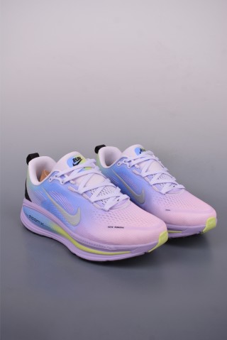 Nike Air Zoom Vomero 18 view 1