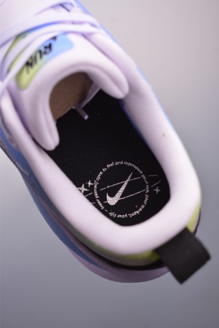 Nike Air Zoom Vomero 18 view 9