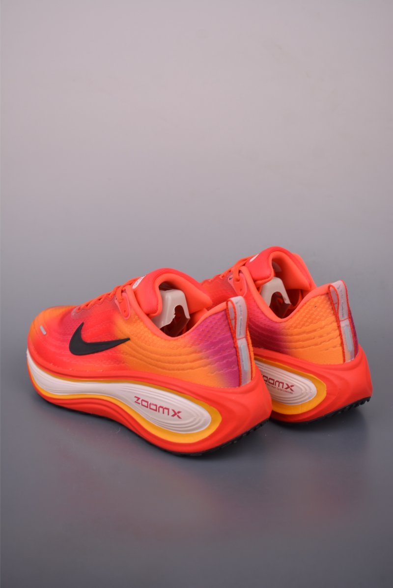 Nike Air Zoom Vomero Plus view