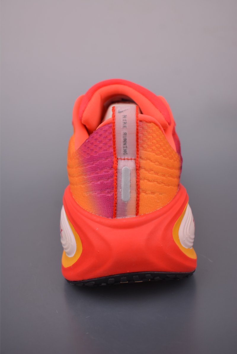Nike Air Zoom Vomero Plus view