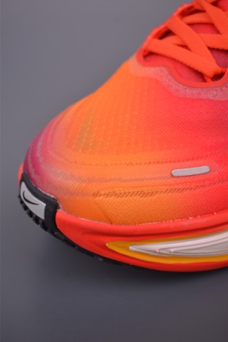Nike Air Zoom Vomero Plus view 6
