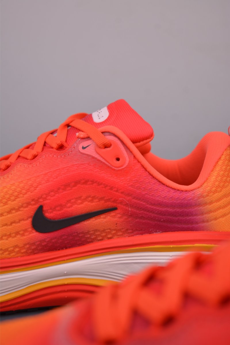 Nike Air Zoom Vomero Plus view