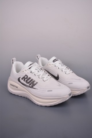 Nike Air Zoom Vomero Plus view 1
