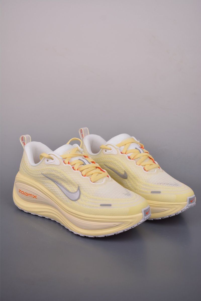 Nike Air Zoom Vomero Plus