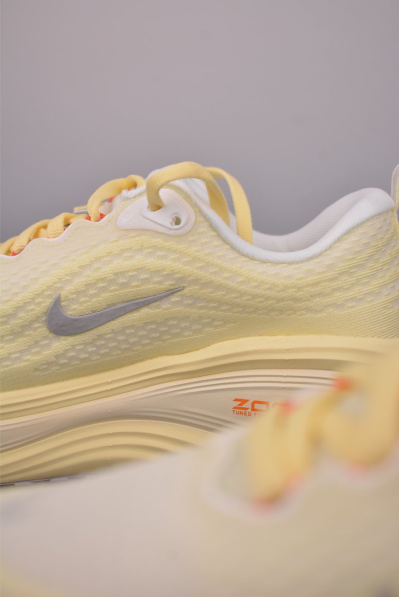 Nike Air Zoom Vomero Plus view