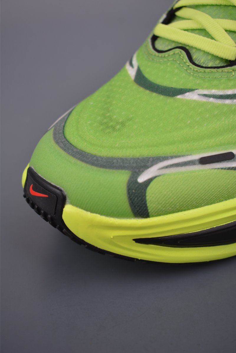Nike Air Zoom Vomero Plus view