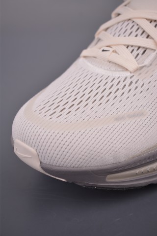 Nike Air Zoom Vomero 18 SE view 6