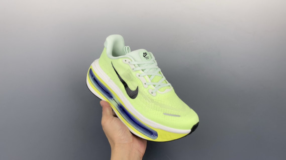 Nike Vomero Premium Air view 1