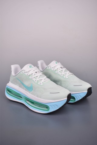 Nike Vomero Premium Air view 1