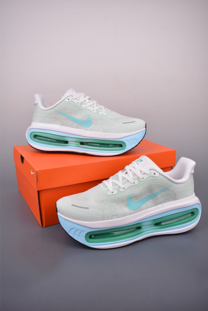 Nike Vomero Premium Air view