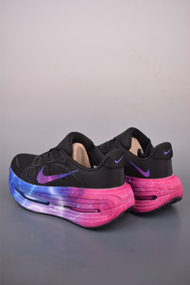 Nike Vomero Premium Air view