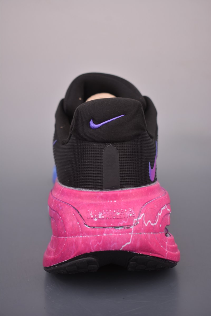 Nike Vomero Premium Air view