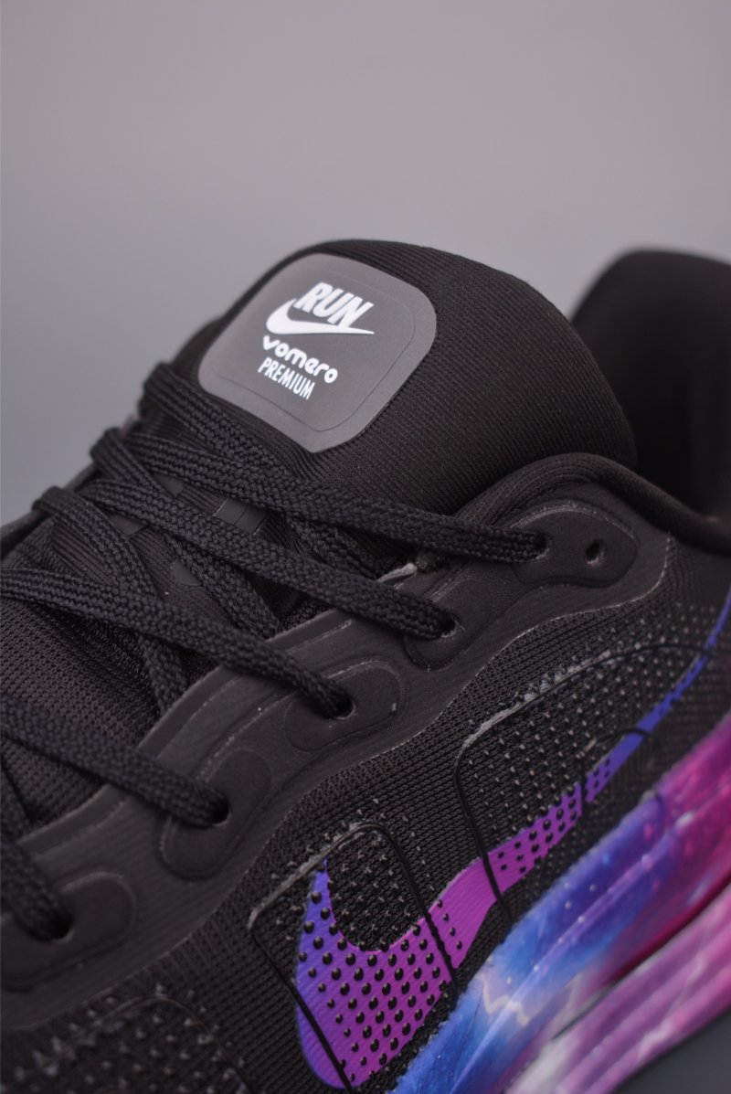 Nike Vomero Premium Air view