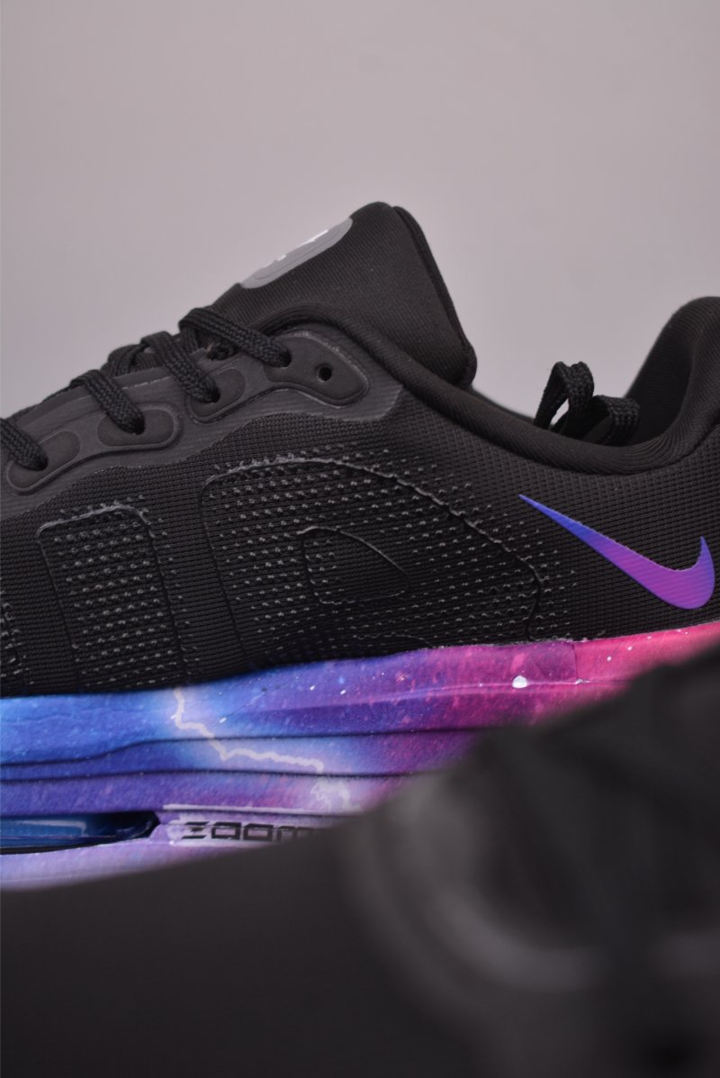 Nike Vomero Premium Air view
