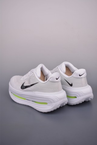 Nike Vomero Premium Air view 2