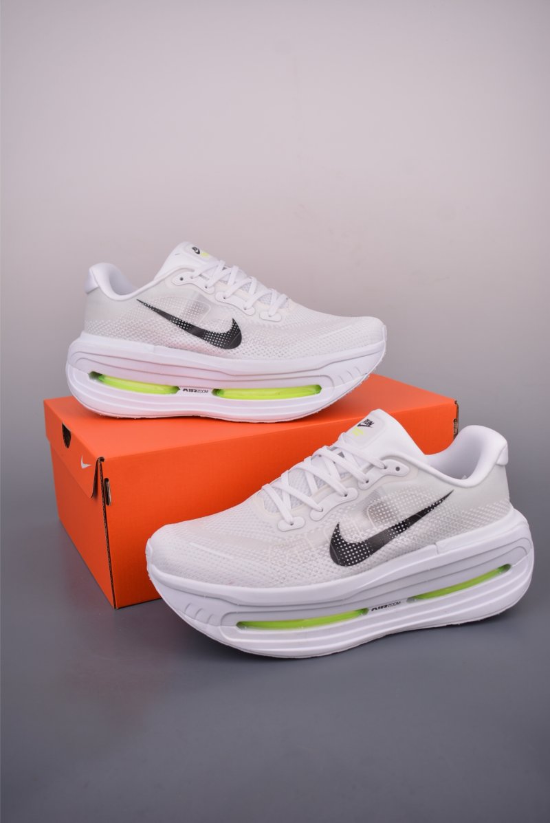 Nike Vomero Premium Air view