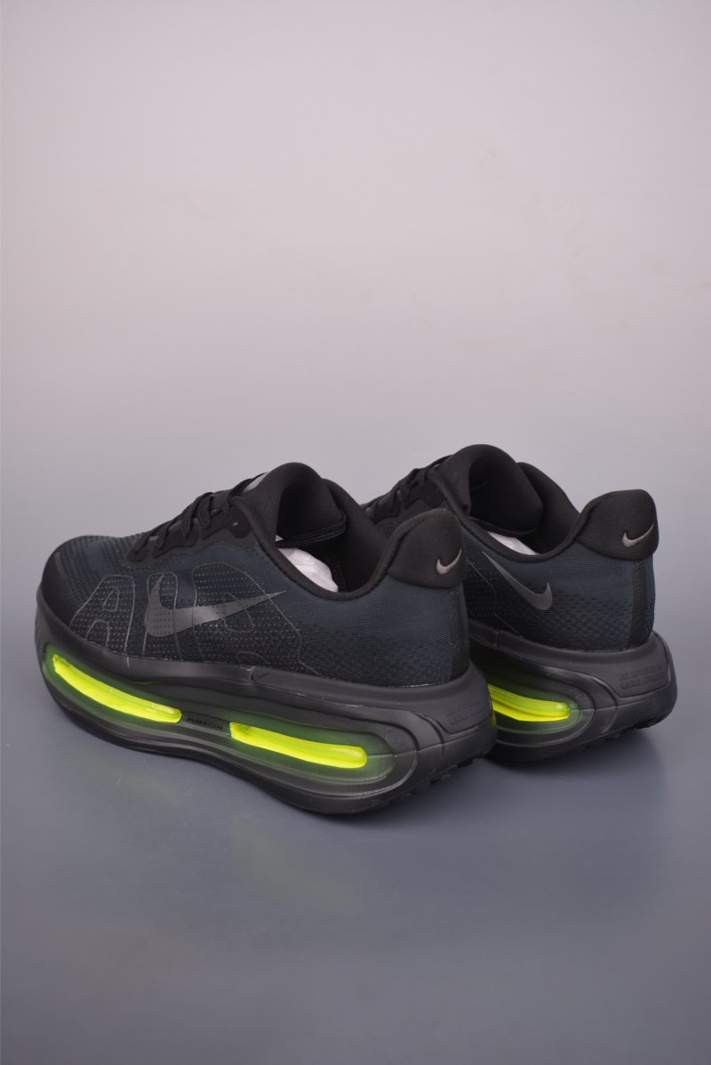 Nike Vomero Premium Air view