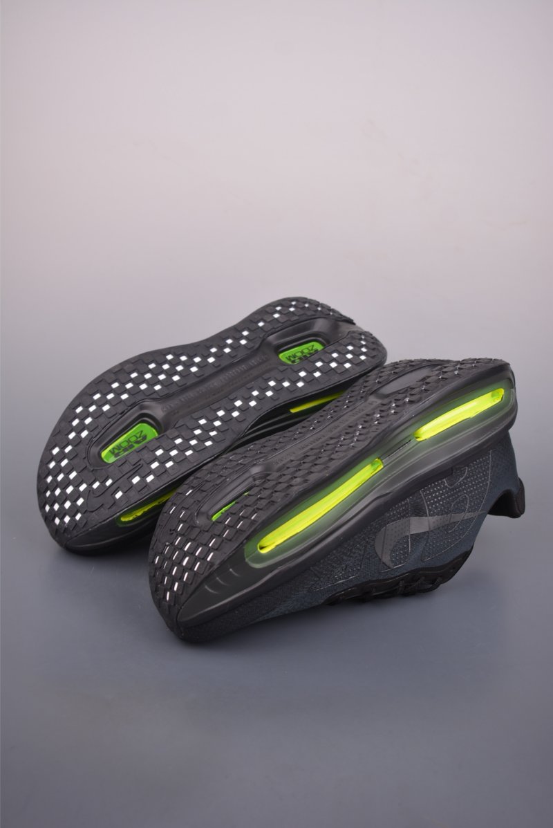 Nike Vomero Premium Air view
