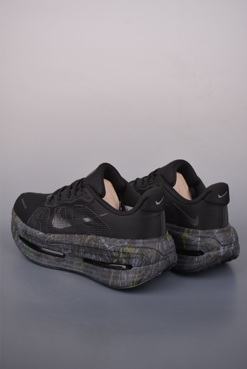 Nike Vomero Premium Air view