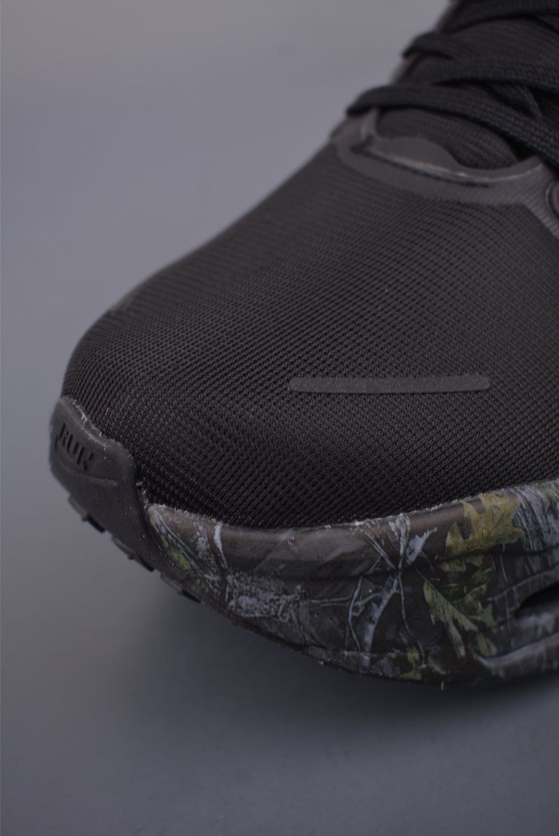 Nike Vomero Premium Air view