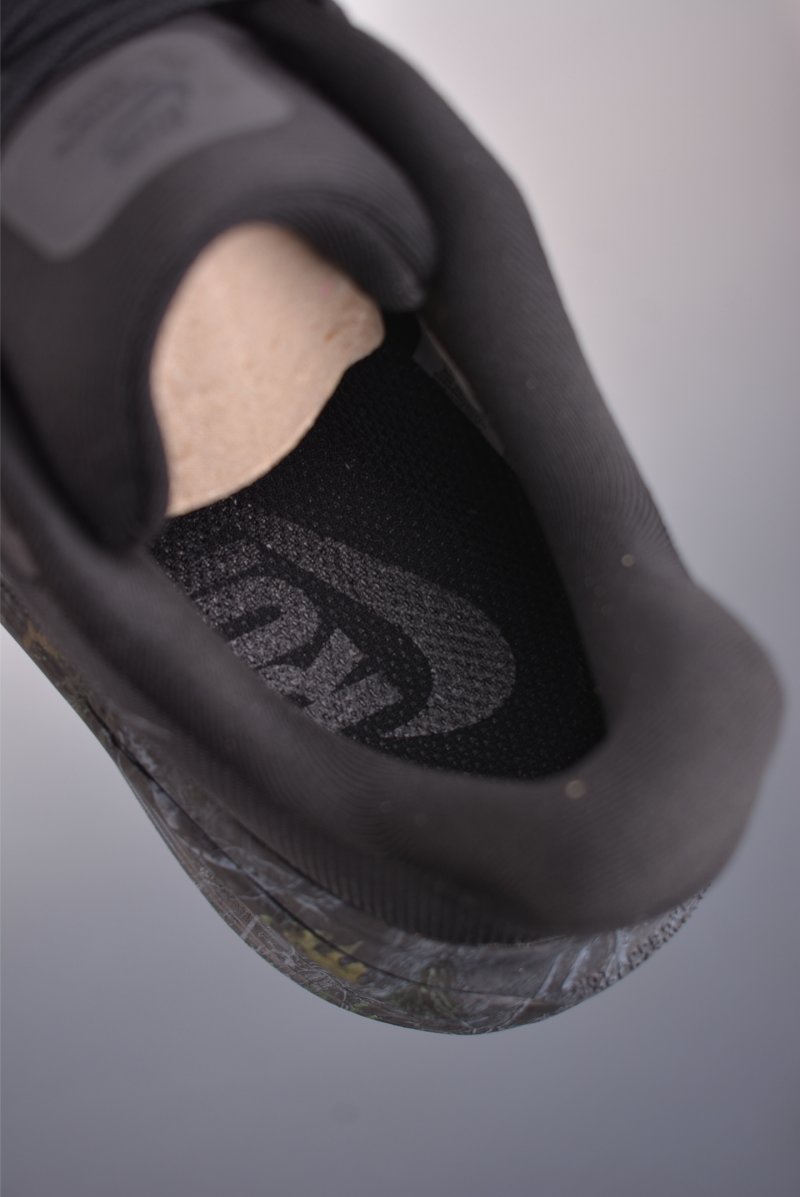 Nike Vomero Premium Air view