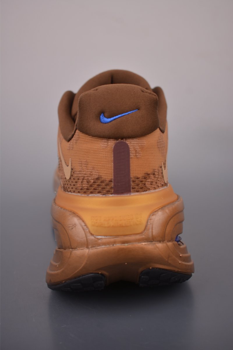 Nike Vomero Premium Air view