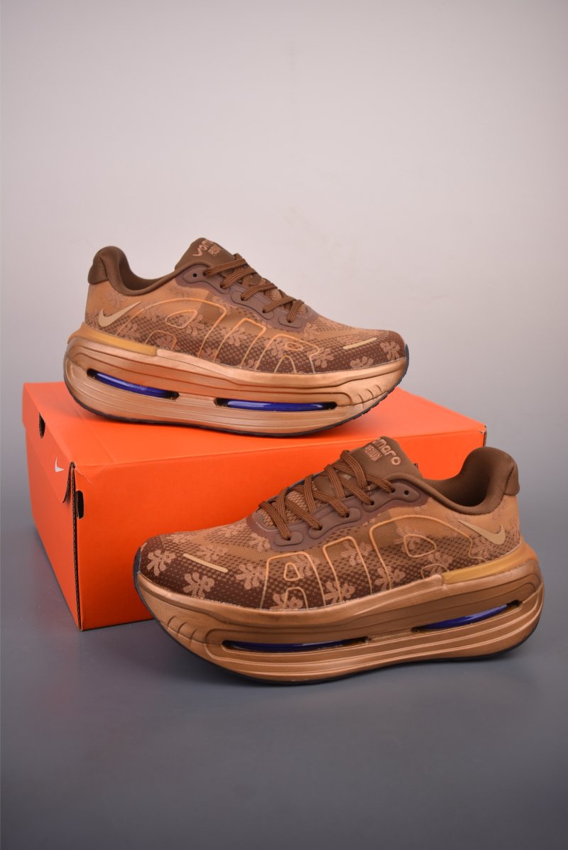 Nike Vomero Premium Air view