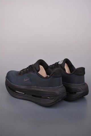 Nike Vomero Premium Air view 2