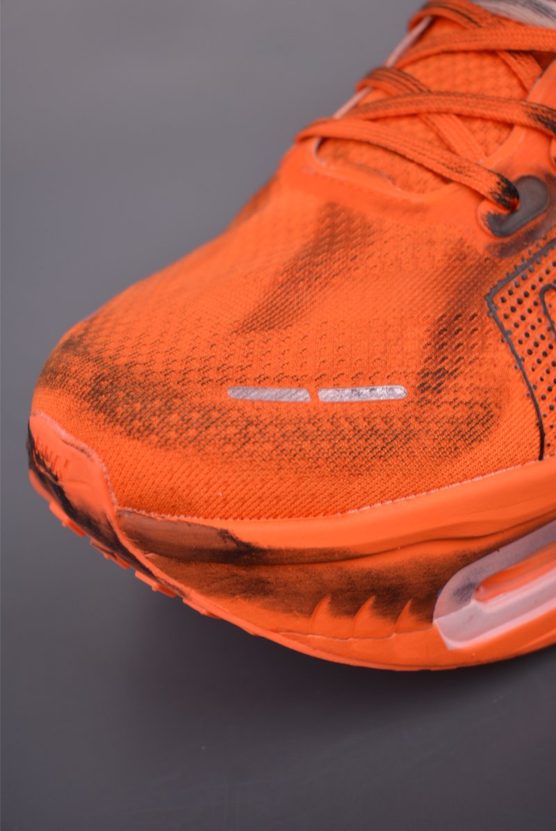 Nike Vomero Premium Air view