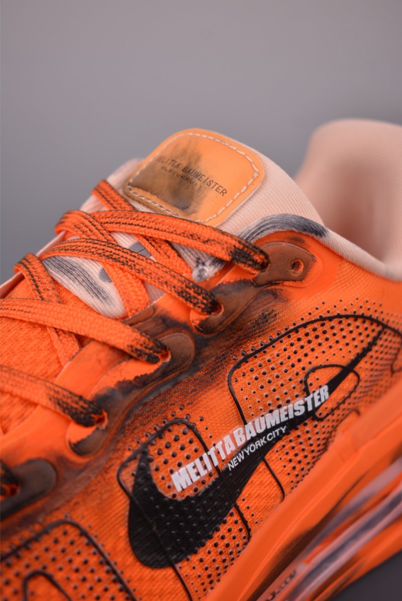Nike Vomero Premium Air view