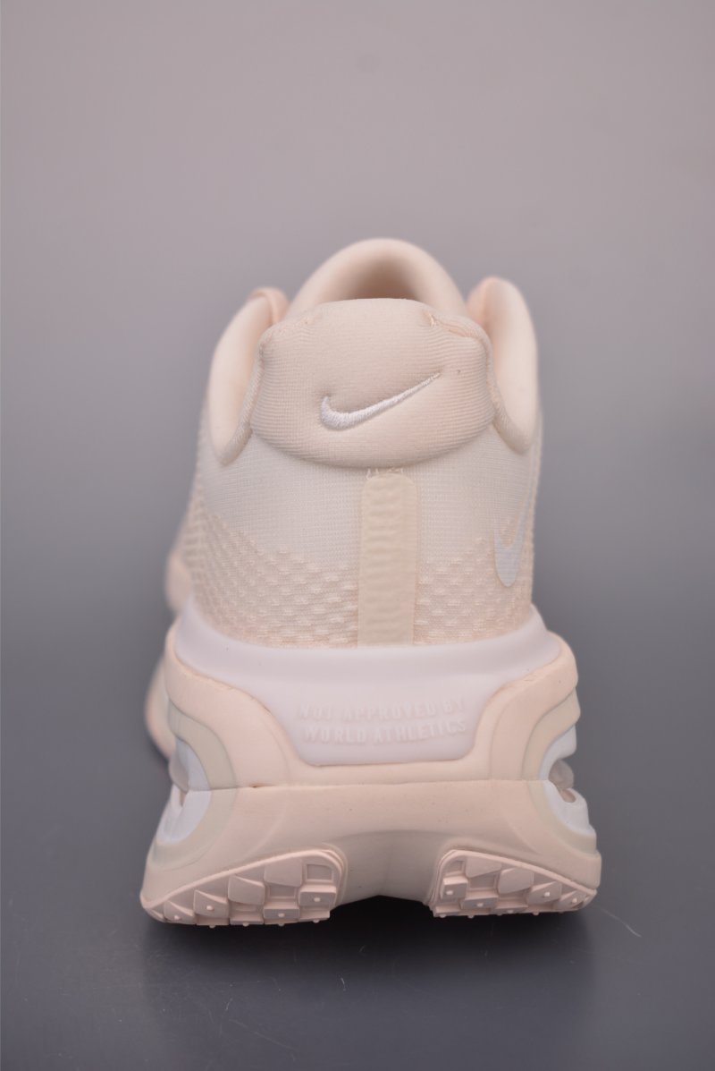 Nike Vomero Premium Air view