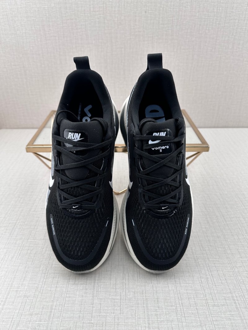 Nike Vomero 18 ReactX view