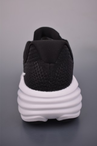 Nike Zoom Vomero ReactX view 4