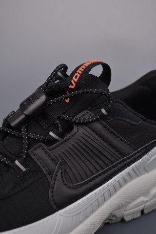 Nike Zoom Vomero Roam 5 view 7
